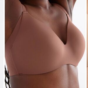 Knix Wing Woman Contour Bra size 34E sola